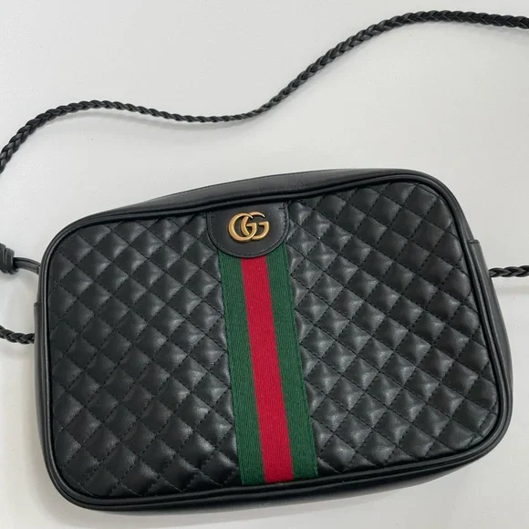 Authentic Gucci Quilted Leather Bag - Picture 5 of 9